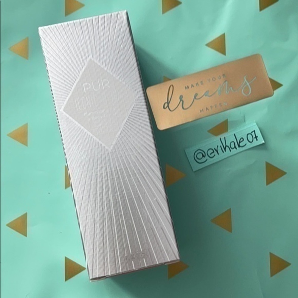 Iconic Glow Illuminating Face & Body Dry Oil